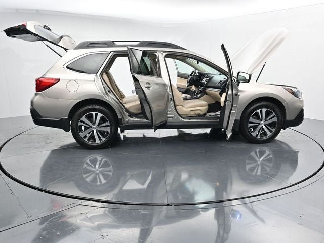 Used 2018 Subaru Outback 2.5i Limited AWD/4WD image 38