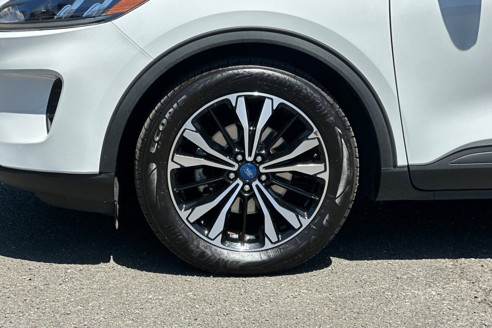 Certified 2022 Ford Escape SE w/ SE Sport Appearance Package FWD image 42