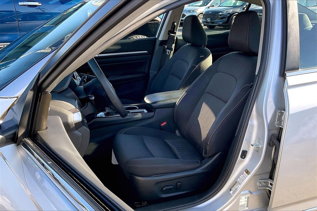 Used 2023 Nissan Altima 2.5 SV image 22