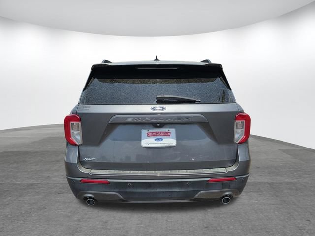 Certified 2021 Ford Explorer XLT w/ Equipment Group 202A RWD image 5