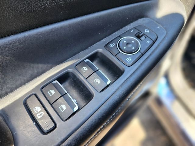 Used 2023 Hyundai Santa Fe Limited w/ Cargo Package AWD/4WD image 17
