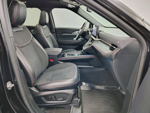 Certified 2025 Ford Explorer ST AWD/4WD image 28