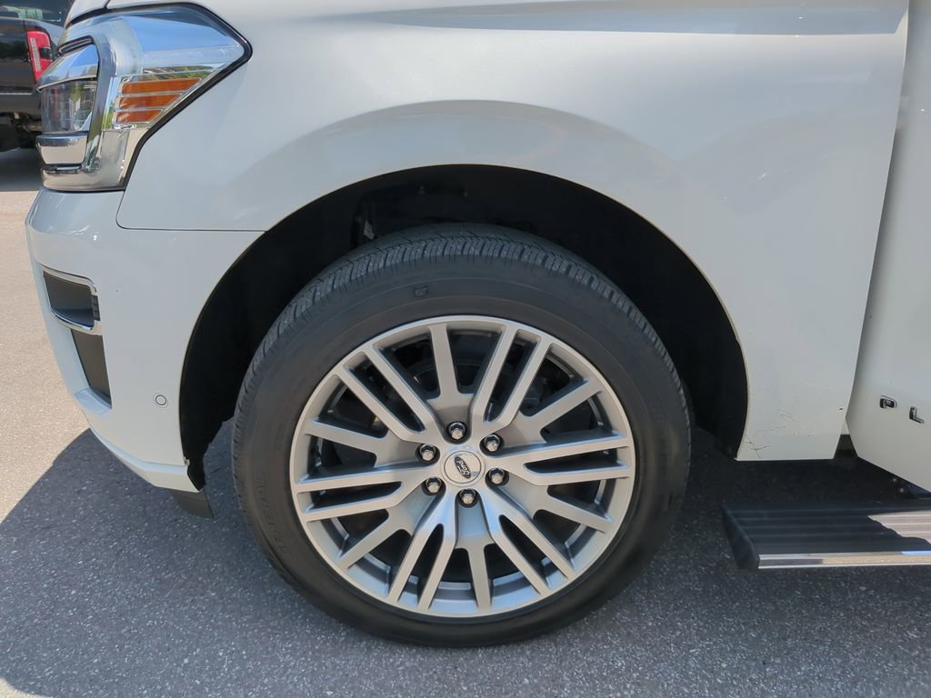 Certified 2022 Ford Expedition Platinum RWD image 36