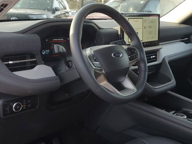 Certified 2025 Ford Explorer Active w/ Active Comfort Package image 10