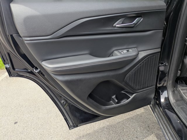 Used 2024 Jeep Grand Cherokee Altitude AWD/4WD image 25