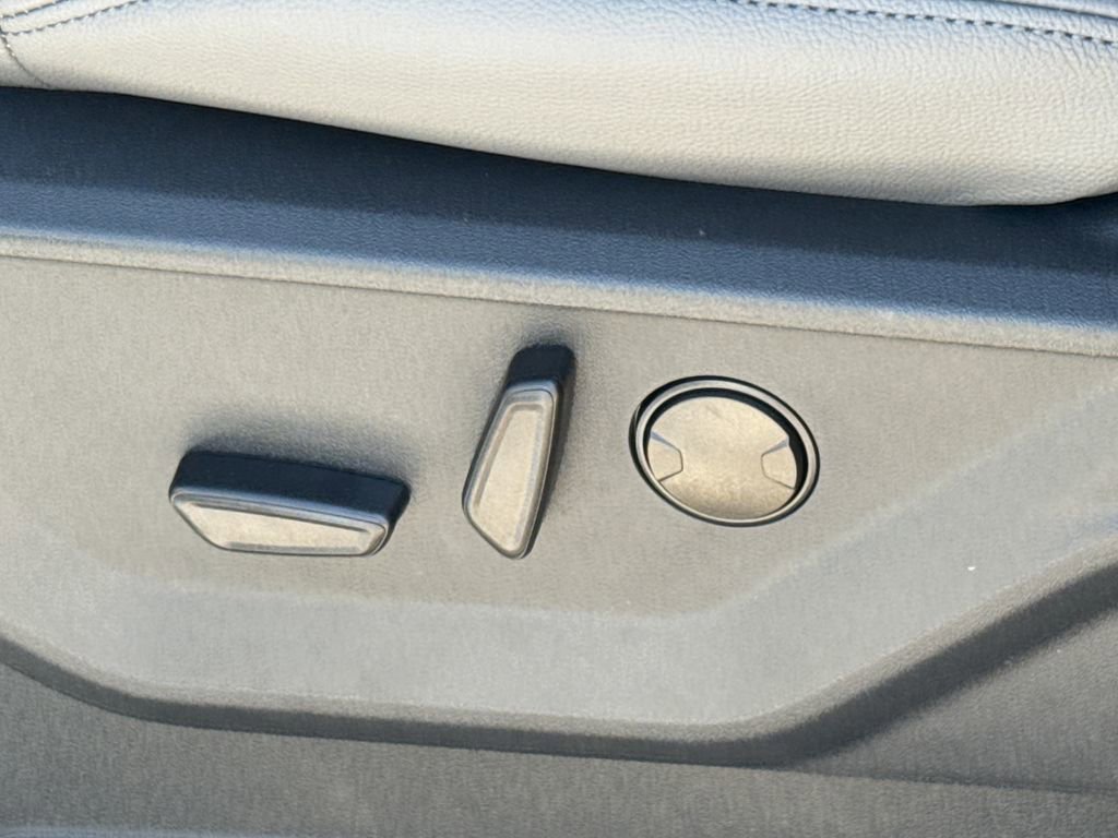 Certified 2025 Ford Expedition Max Active image 26