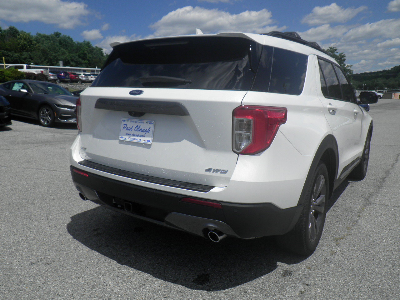 Certified 2024 Ford Explorer XLT w/ Equipment Group 202A AWD/4WD image 5