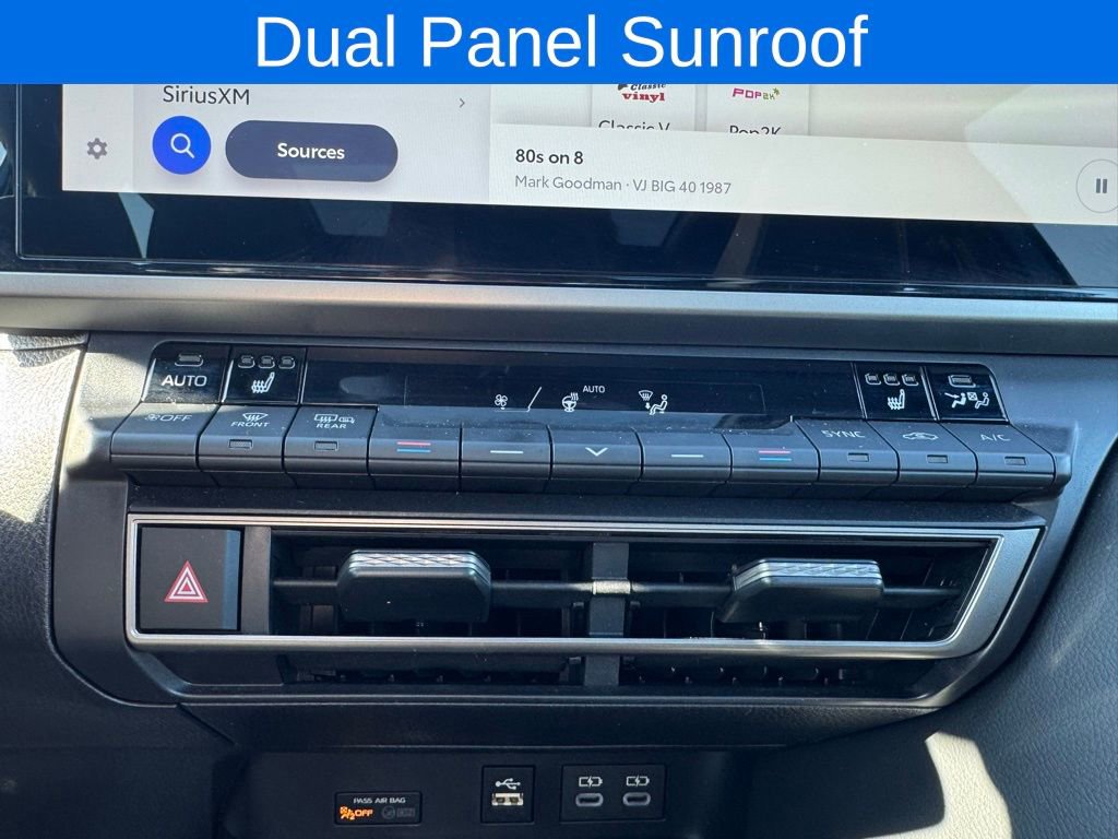 Used 2025 Toyota Camry XSE image 19