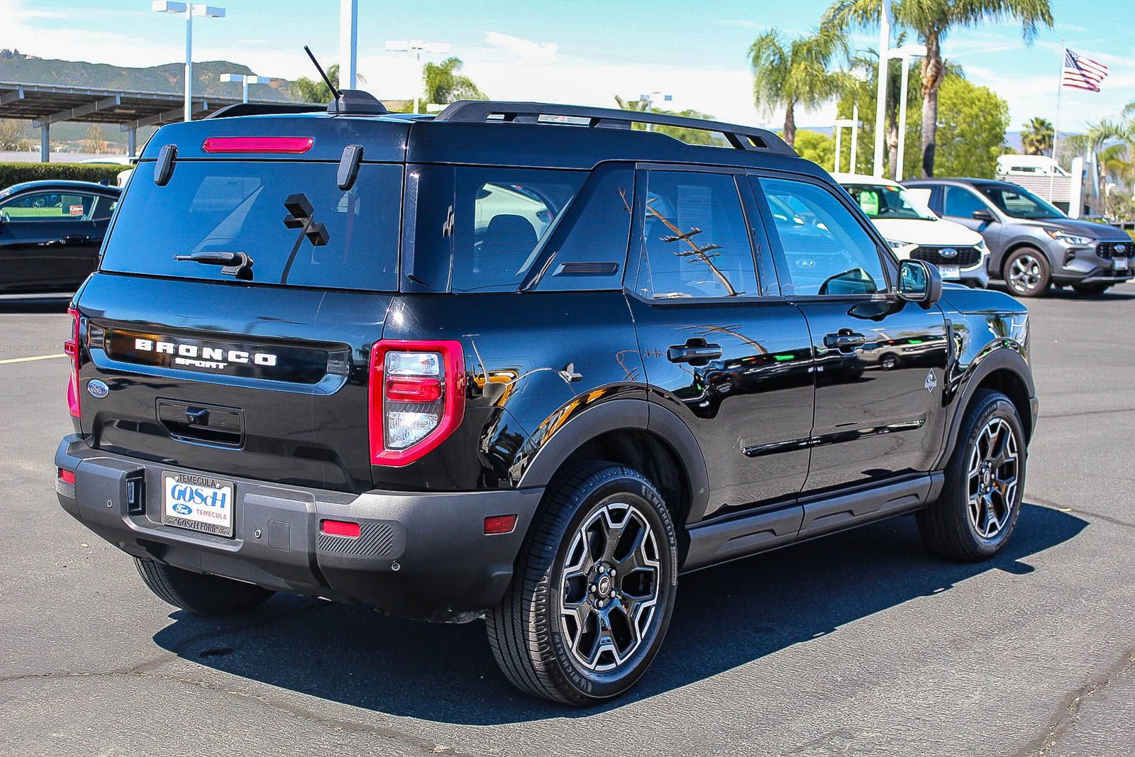 Certified 2025 Ford Bronco Sport Outer Banks w/ Outer Banks Tech Package+ image 6