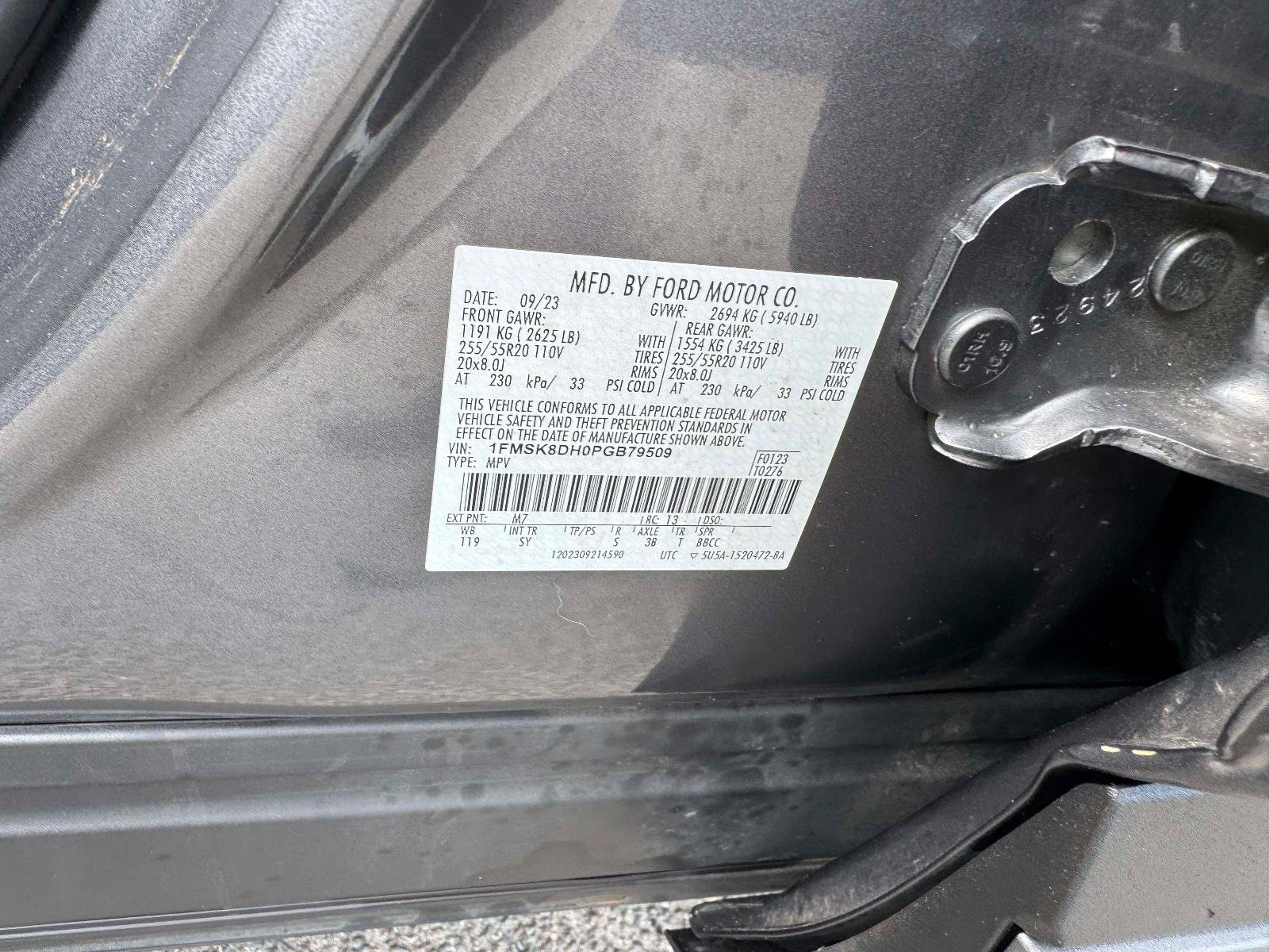 Certified 2023 Ford Explorer XLT w/ Equipment Group 202A AWD/4WD image 25