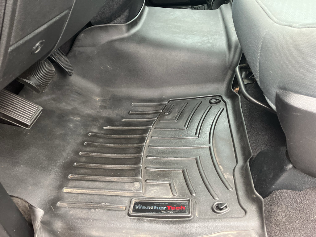 Used 2018 RAM 1500 Express image 31