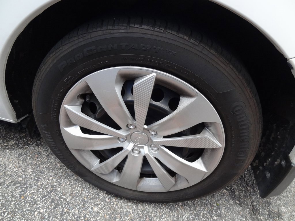 Used 2020 Subaru Impreza 2.0i image 12