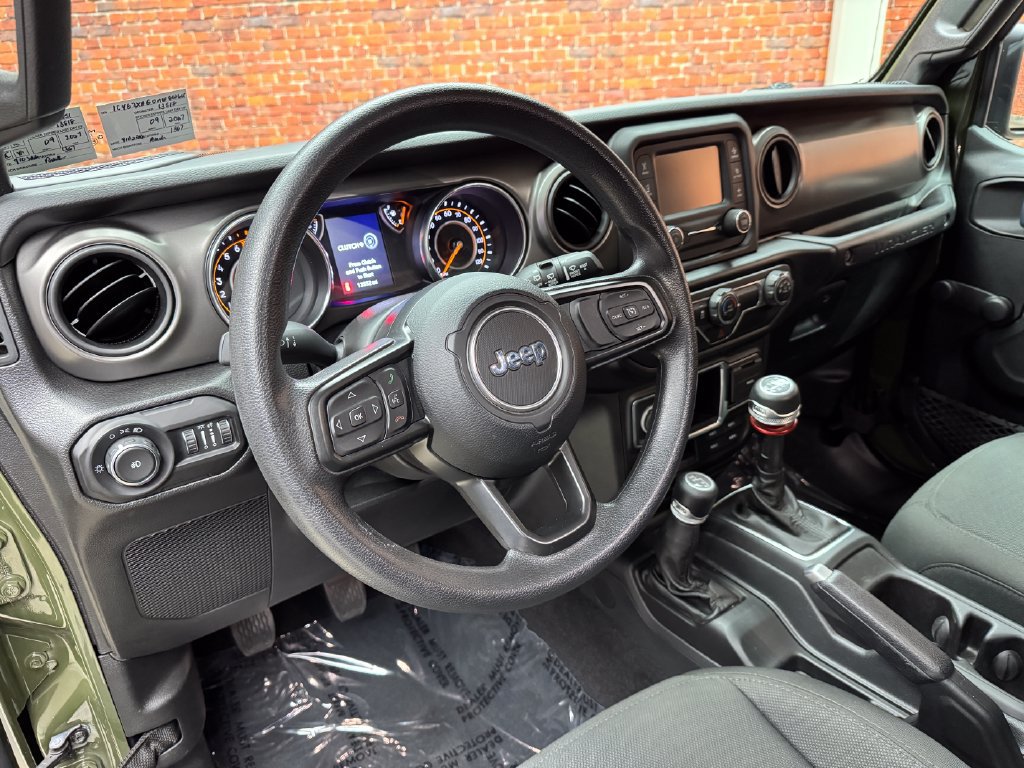 Used 2021 Jeep Wrangler Willys AWD/4WD image 13