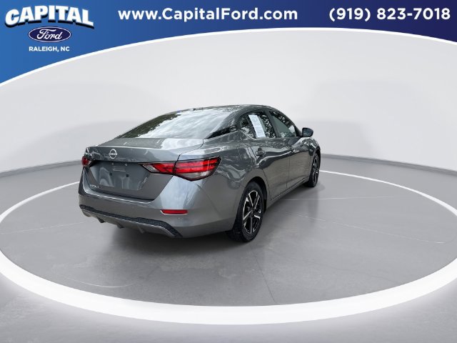 Used 2025 Nissan Sentra SV FWD image 8