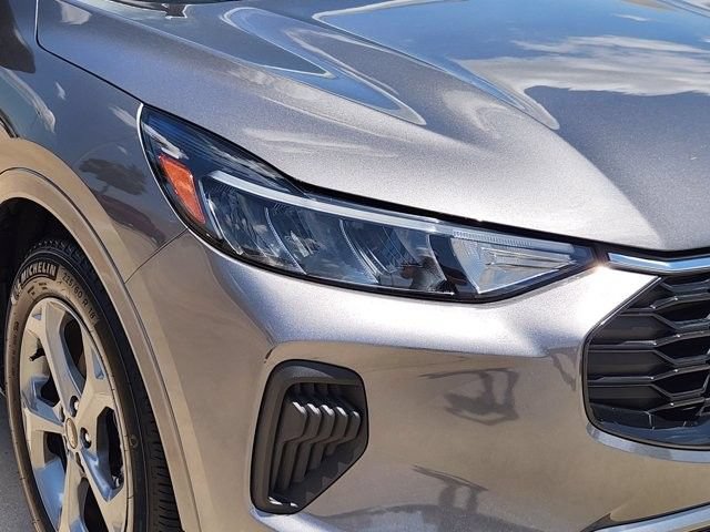 Certified 2024 Ford Escape ST-Line FWD image 9