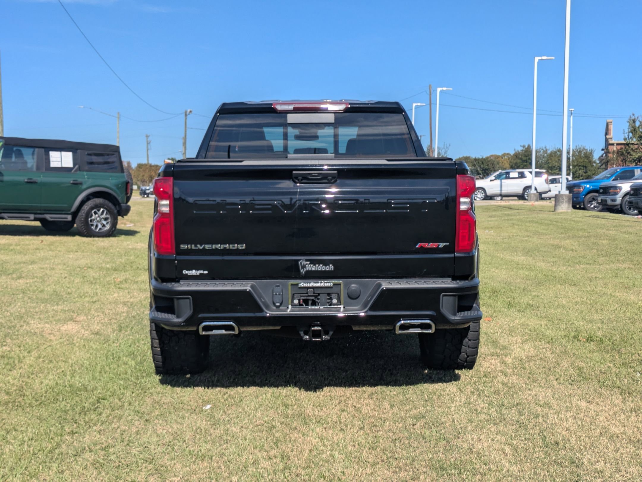 Used 2023 Chevrolet Silverado 1500 RST w/ Convenience Package II image 7