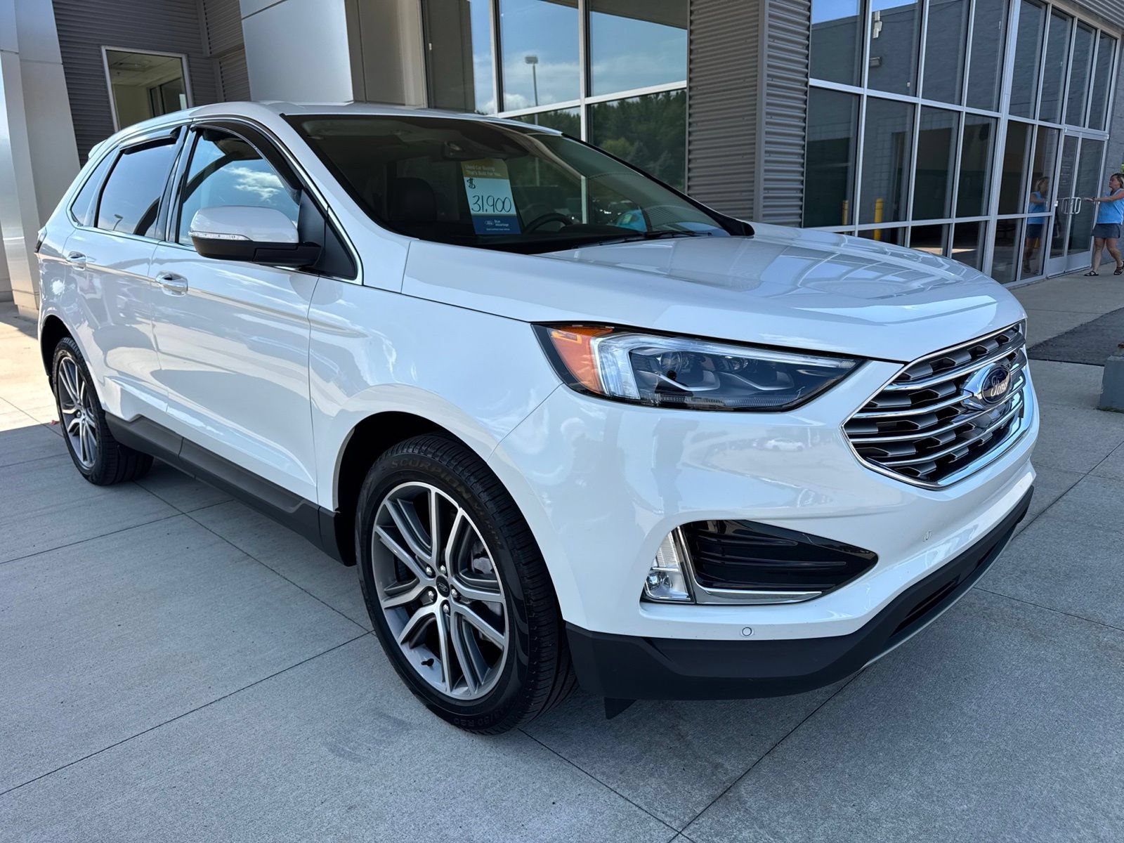 Certified 2024 Ford Edge Titanium w/ Equipment Group 301A AWD/4WD image 10