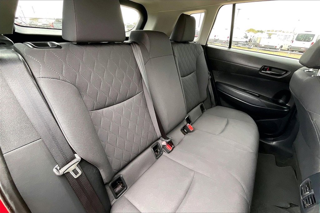 Used 2022 Toyota Corolla Cross LE image 22