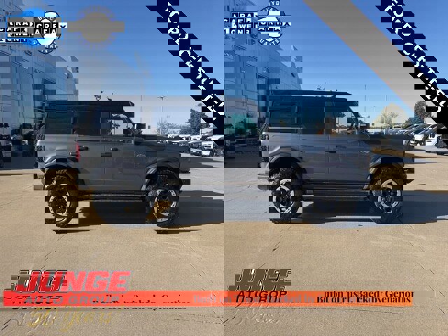Certified 2024 Ford Bronco Wildtrak image 6