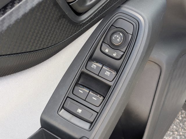 Used 2020 Subaru Crosstrek 2.0i image 16