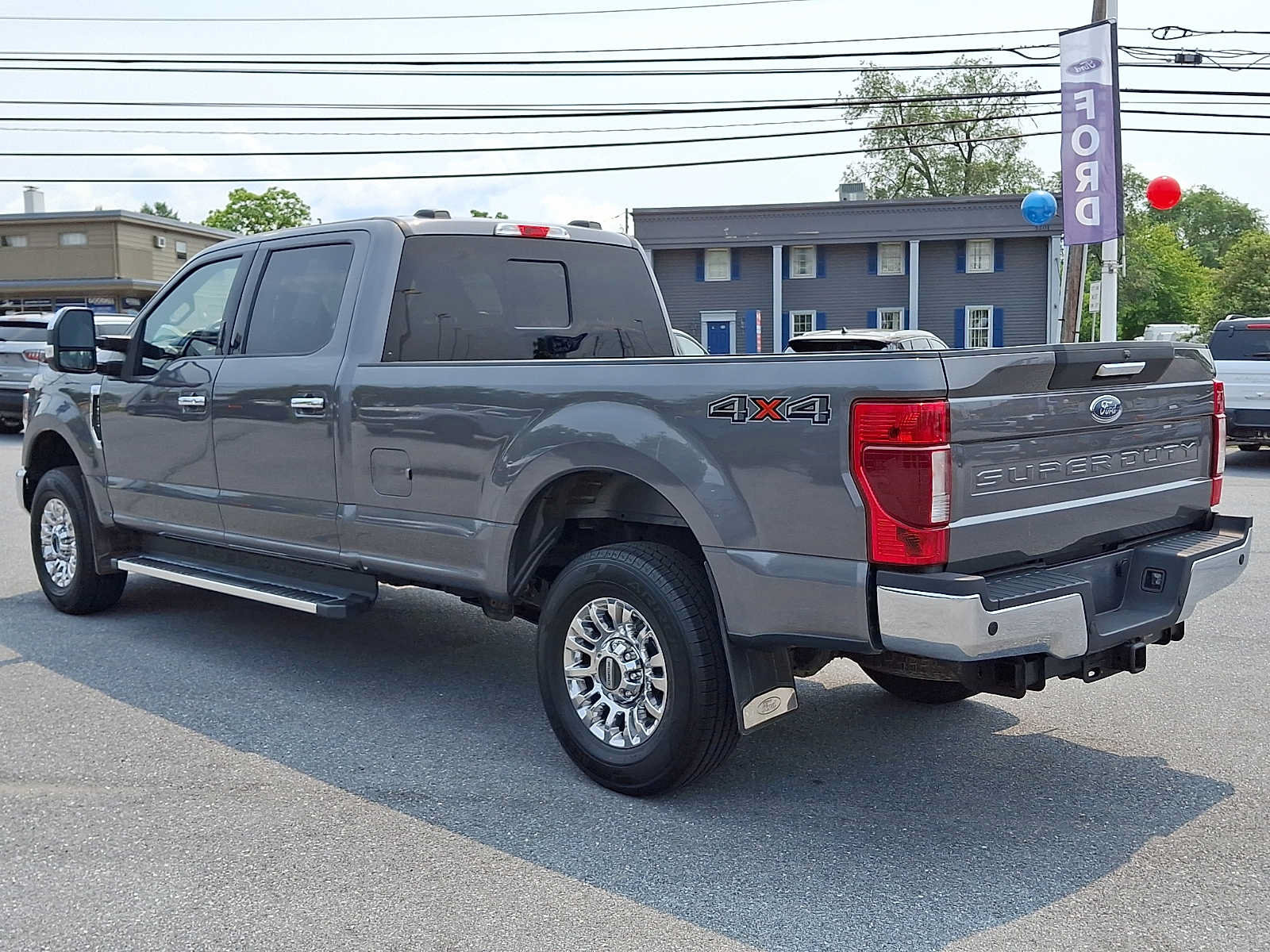 Certified 2022 Ford F250 XLT w/ XLT Premium Package AWD/4WD image 4