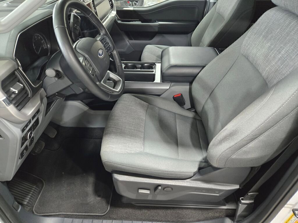 Certified 2022 Ford F150 XLT w/ Equipment Group 302A High image 20