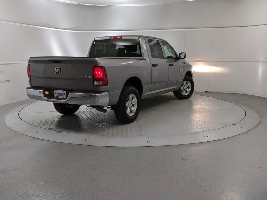 Used 2022 RAM 1500 Classic SLT w/ Electronics Group image 4