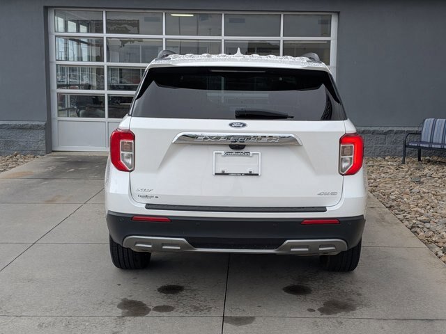 Certified 2023 Ford Explorer XLT w/ Equipment Group 202A AWD/4WD image 5