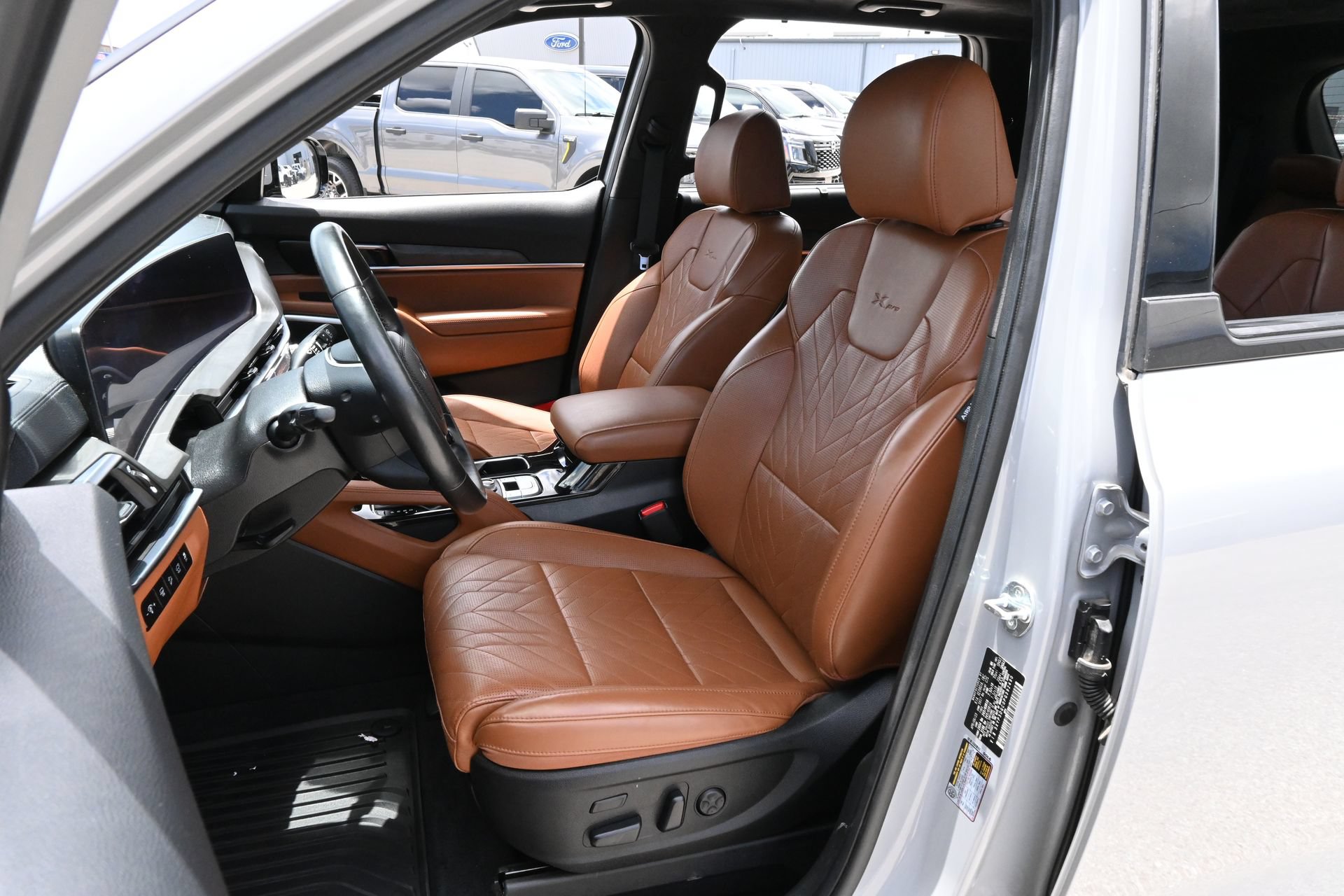 Used 2023 Kia Telluride SX Prestige X-Pro AWD/4WD image 16