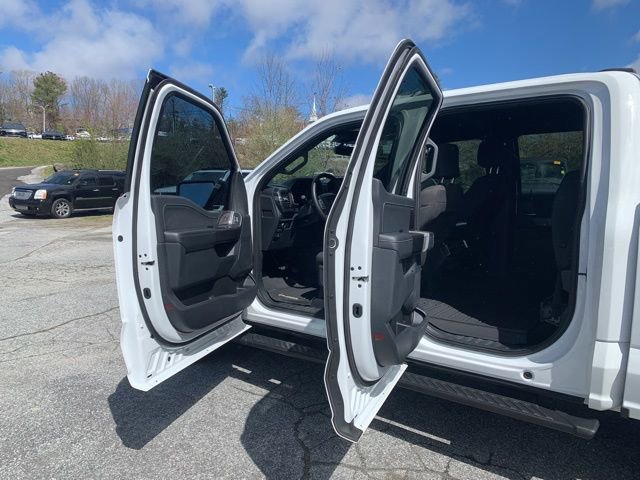 Certified 2023 Ford F150 XLT w/ Equipment Group 302A High image 18