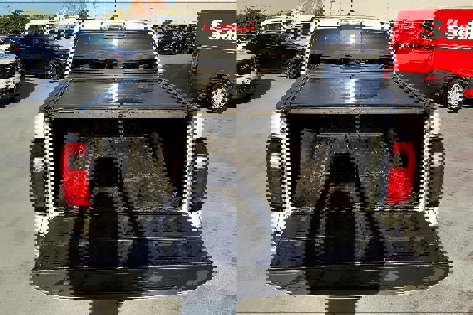 Used 2023 GMC Canyon AT4 w/ AT4 Premium Package image 18