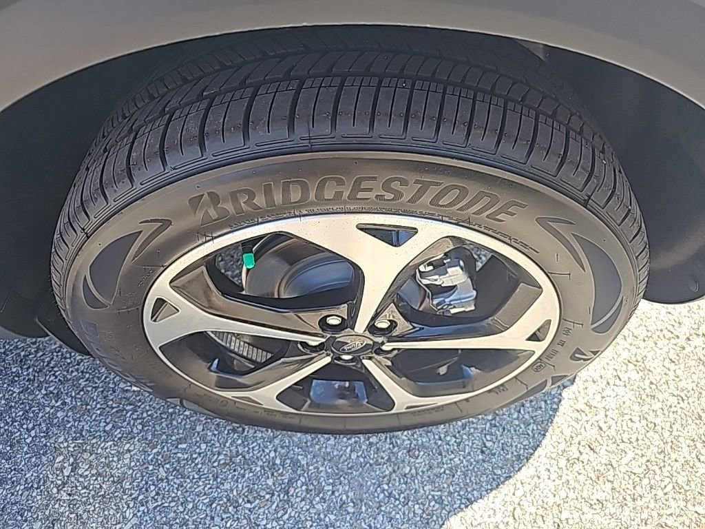 Certified 2025 Ford Escape ST-Line Select w/ Tech Pack #2 image 41