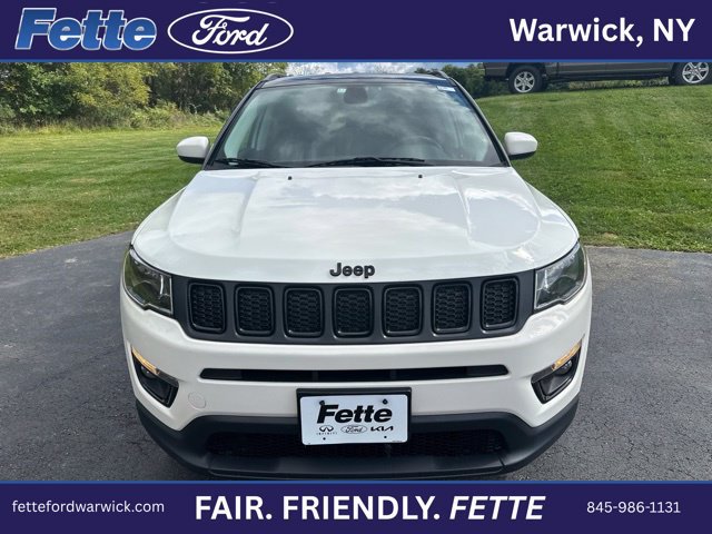 Used 2019 Jeep Compass Latitude AWD/4WD image 3