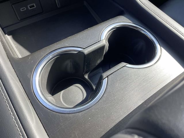 Used 2024 Chevrolet Tahoe LT image 11