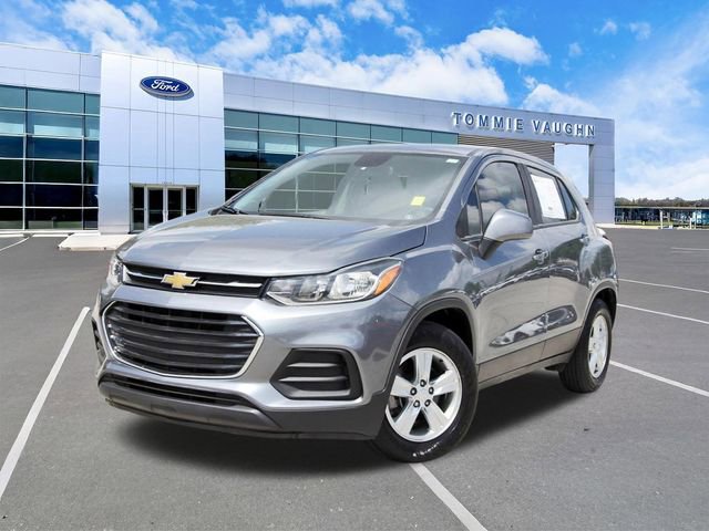 Used 2020 Chevrolet Trax LS w/ LPO, Cargo Package image 1