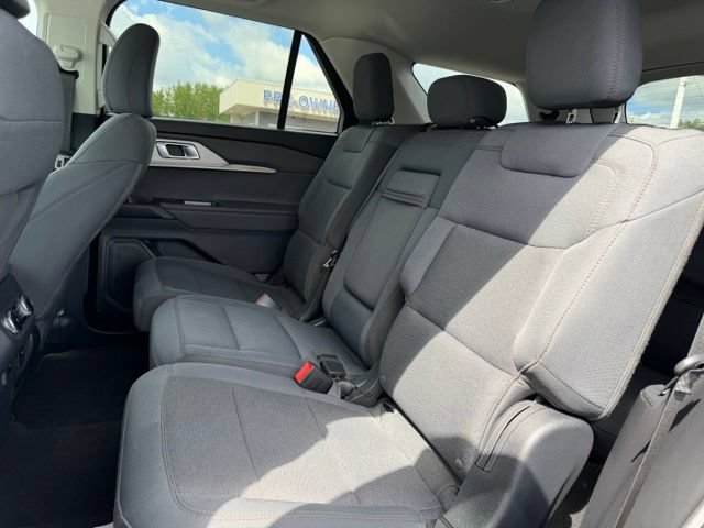 Certified 2025 Ford Explorer Active AWD/4WD image 26