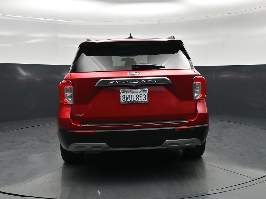 Certified 2021 Ford Explorer XLT w/ Equipment Group 202A RWD image 27
