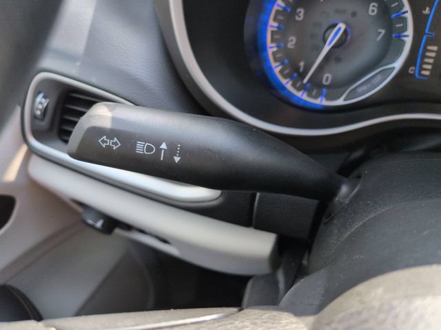 Used 2017 Chrysler Pacifica Touring w/ Tire & Wheel Group FWD image 36