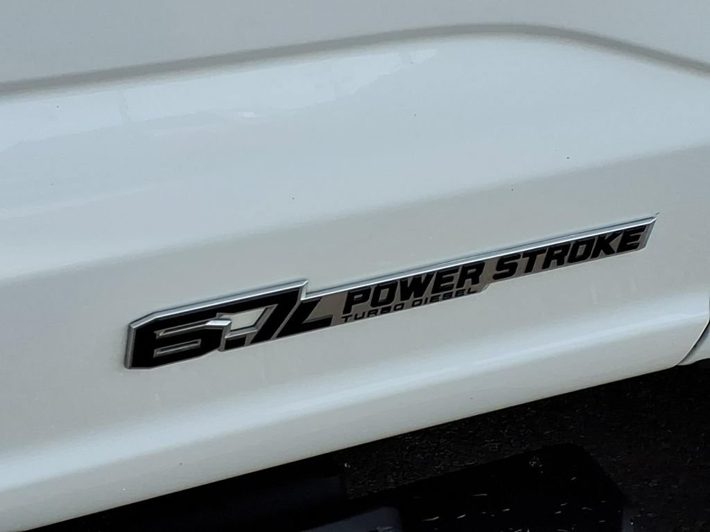Certified 2024 Ford F250 XLT AWD/4WD image 3