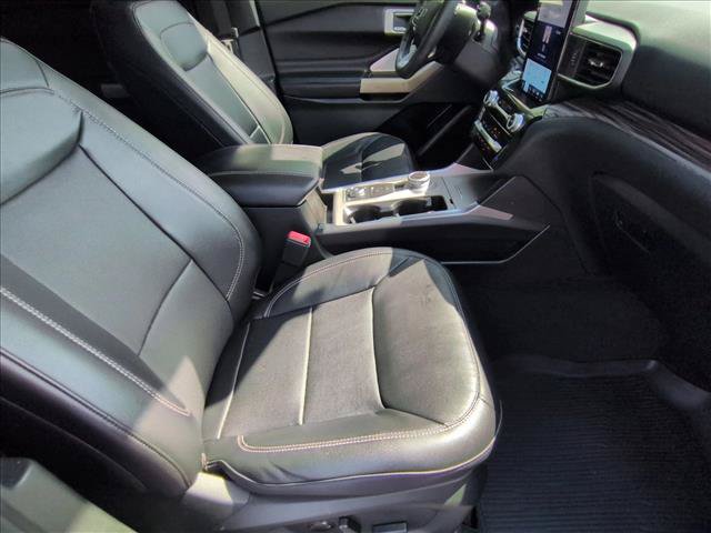 Certified 2023 Ford Explorer Limited w/ Limited Technology Package AWD/4WD image 20