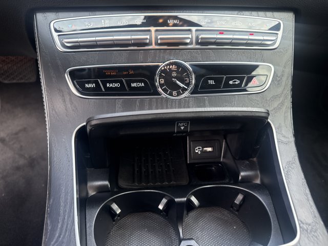 Used 2019 Mercedes-Benz E 300 image 24