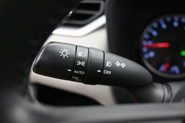 Used 2020 Toyota RAV4 XLE Premium FWD image 22