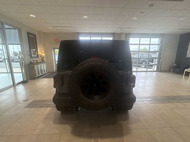 Used 2020 Jeep Wrangler Sport AWD/4WD image 4
