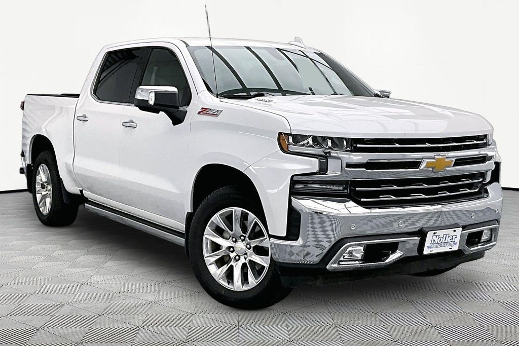 Used 2021 Chevrolet Silverado 1500 LTZ w/ Z71 Off-Road Package AWD/4WD image 12