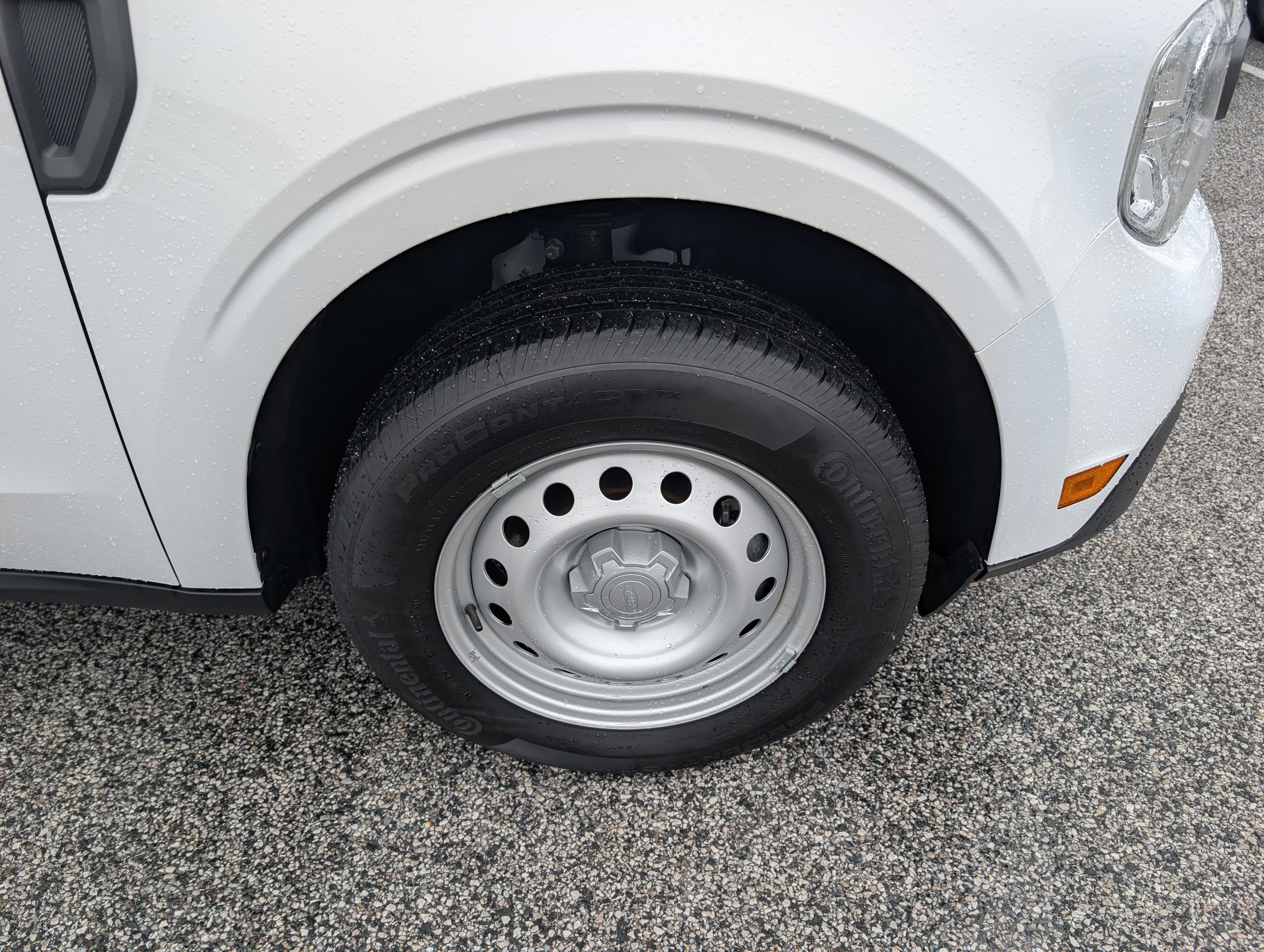 Certified 2024 Ford Maverick XL image 11