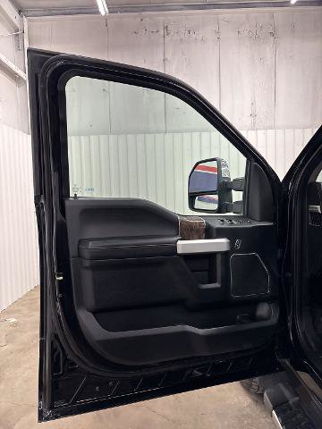 Certified 2017 Ford F350 Lariat w/ Chrome Package AWD/4WD image 7