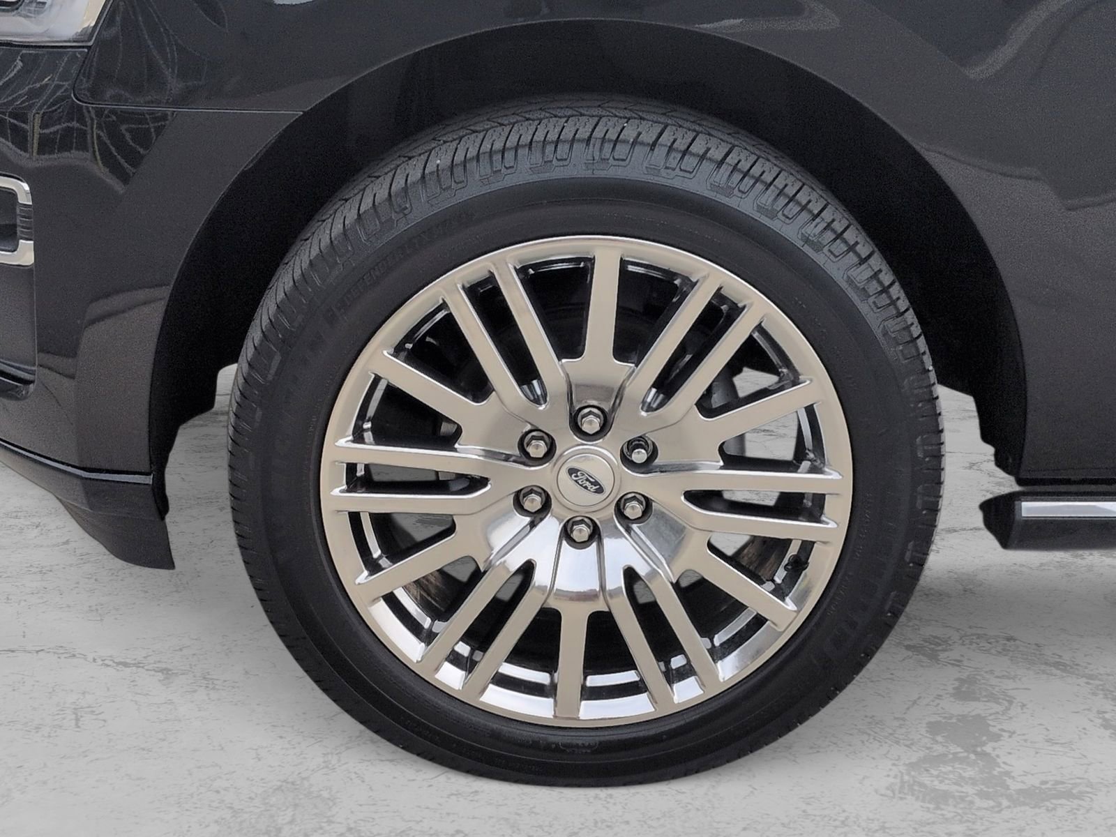 Certified 2022 Ford Expedition Max Platinum image 16