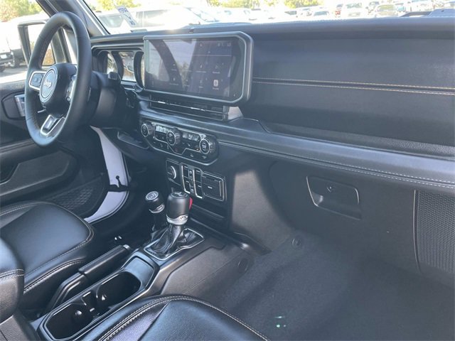 Used 2024 Jeep Wrangler Sahara w/ Technology Group image 36