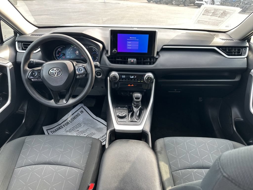 Used 2024 Toyota RAV4 XLE AWD/4WD image 14