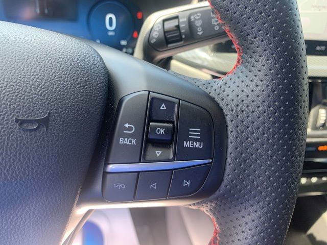 Certified 2023 Ford Escape ST-Line Elite w/ Premium Technology Package image 27